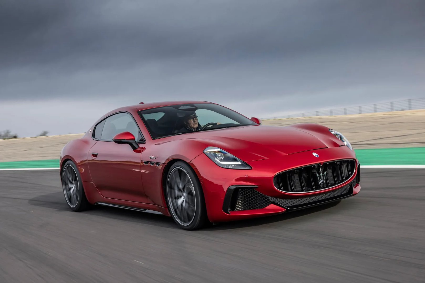 Maserati_GranTurismo_2_generation__Coupe__13.jpg