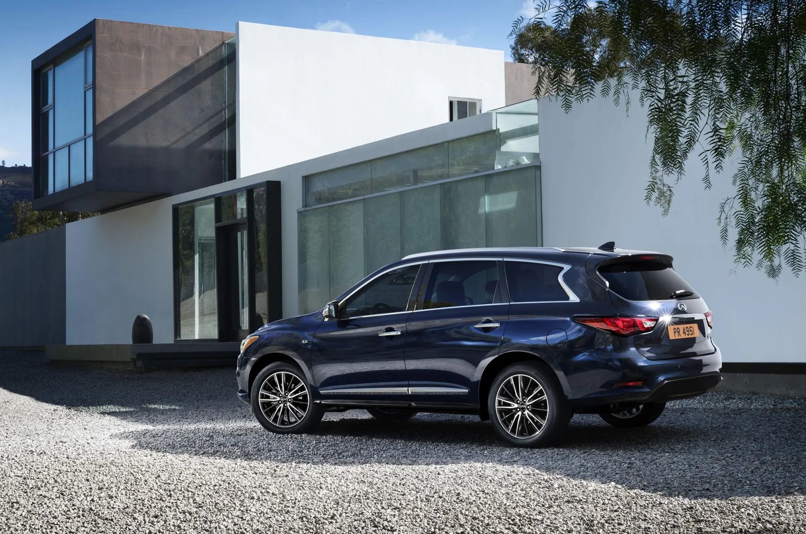 Infiniti_QX60_1_generation__SUV_5-doors__10.jpg