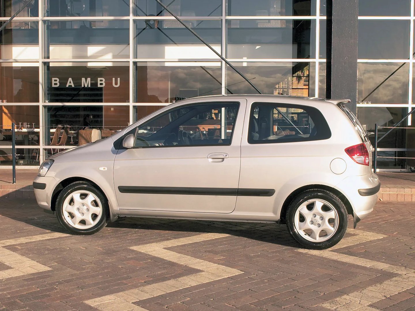 Hyundai_Getz_1_generation__Mini_3-doors__5.jpg