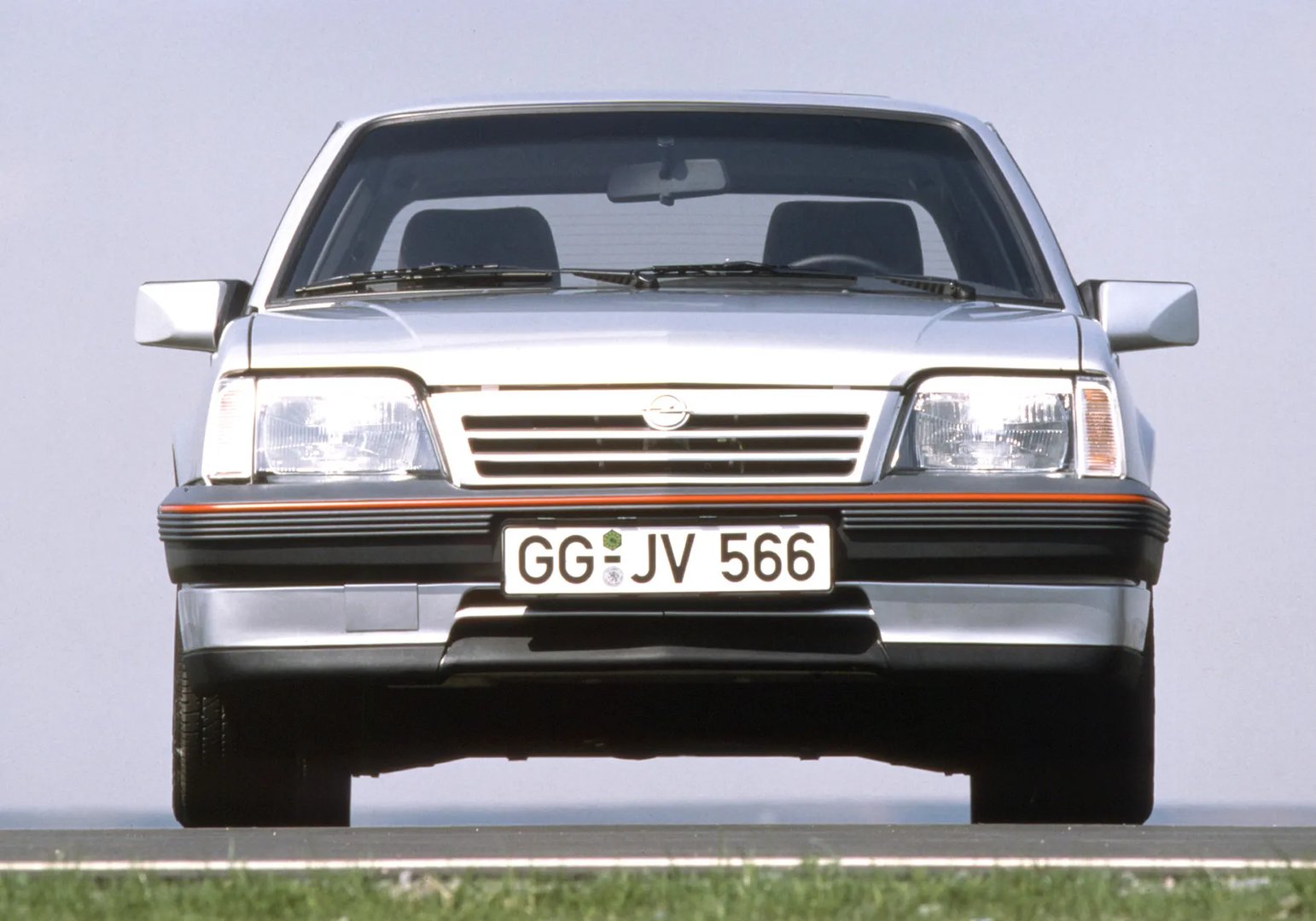 Opel_Ascona_3_generation__Sedan__7.jpg