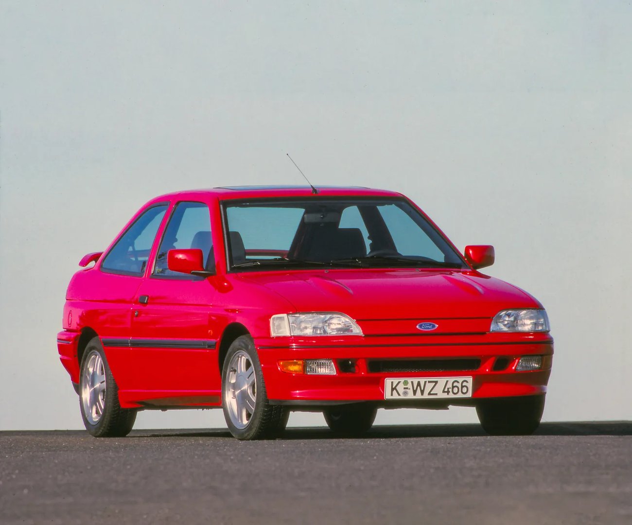 Ford Escort 5 generation  Hatchback 3-door