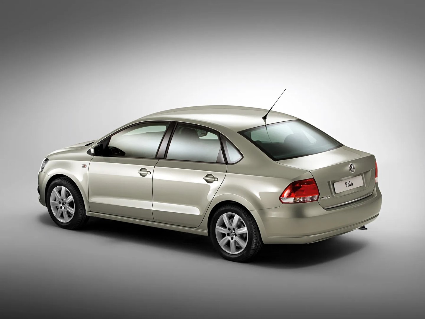 Volkswagen_Polo_5_generation__Sedan__3.jpg