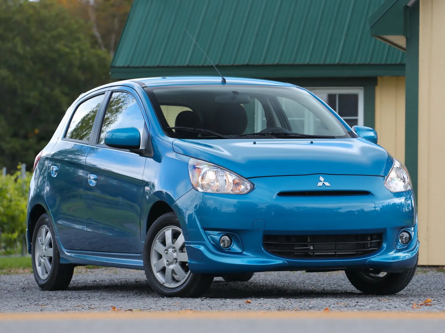 Mitsubishi_Mirage_6_generation__Hatchback_5-door__11.jpg