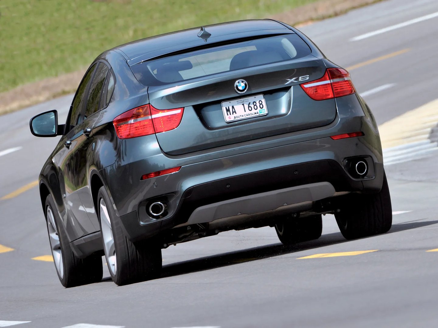 BMW_X6_1_generation__SUV_5-doors__6.jpg