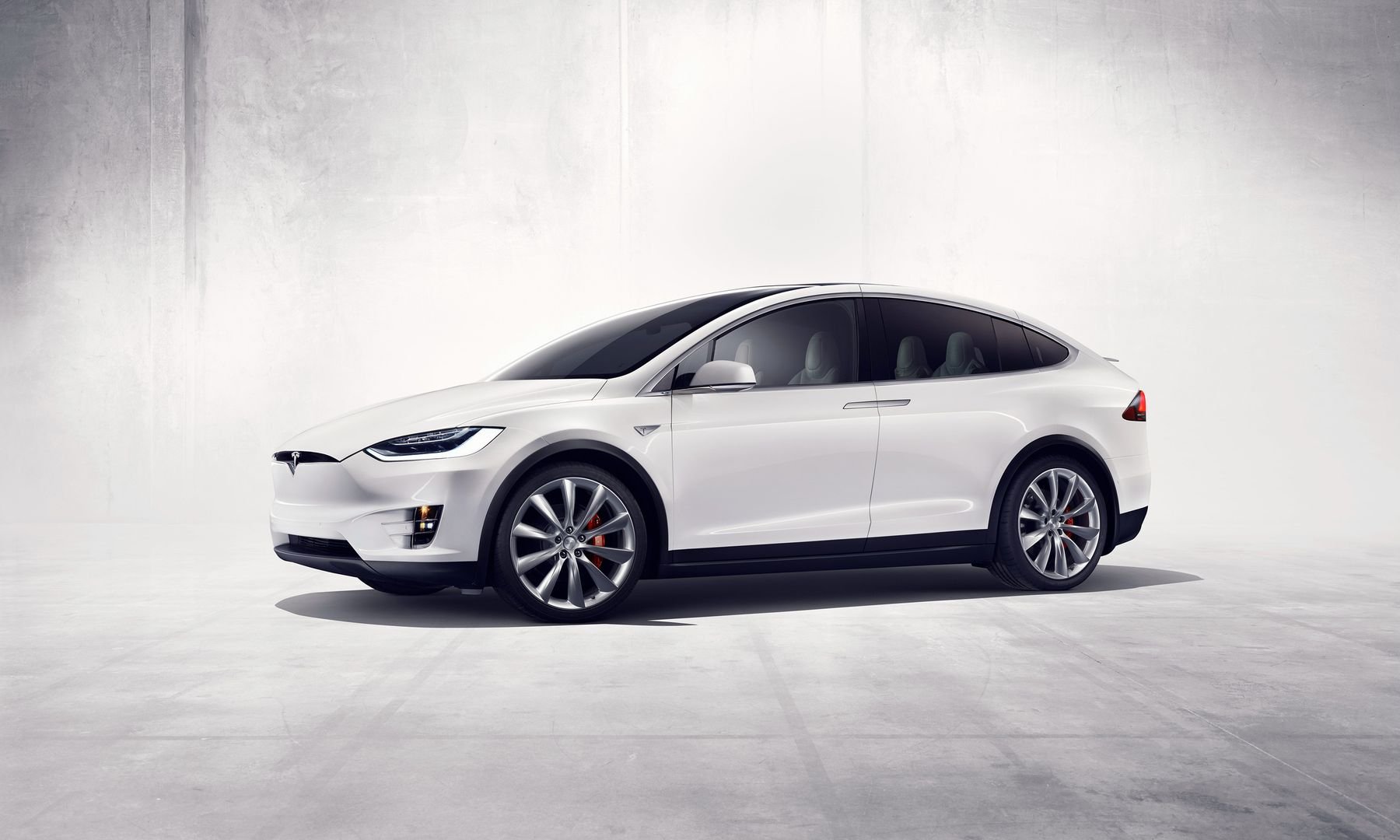 tesla_Model_X_1_generation__SUV_5-doors__8.jpg