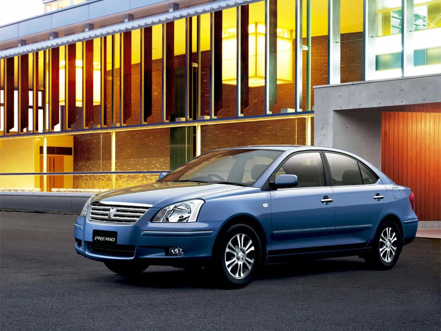 Toyota_Premio_1_generation_restyling__Sedan__2.jpg