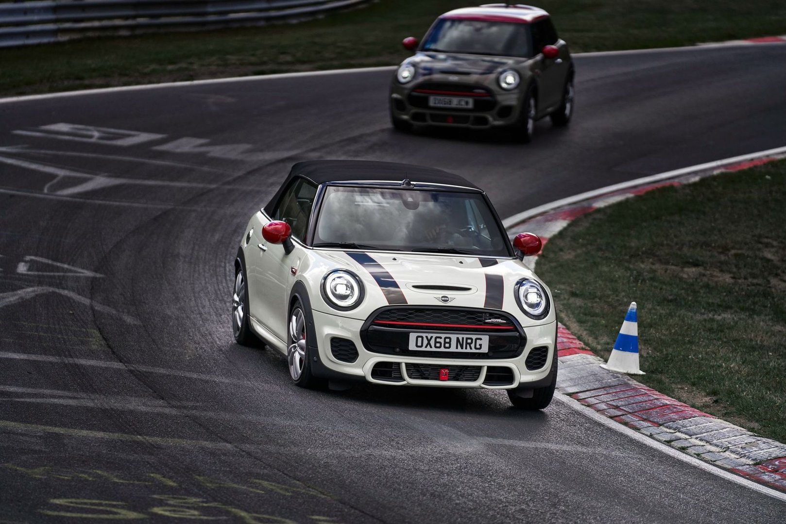 mini_Cabrio_3_generation_restyling__Cabrio__11.jpg