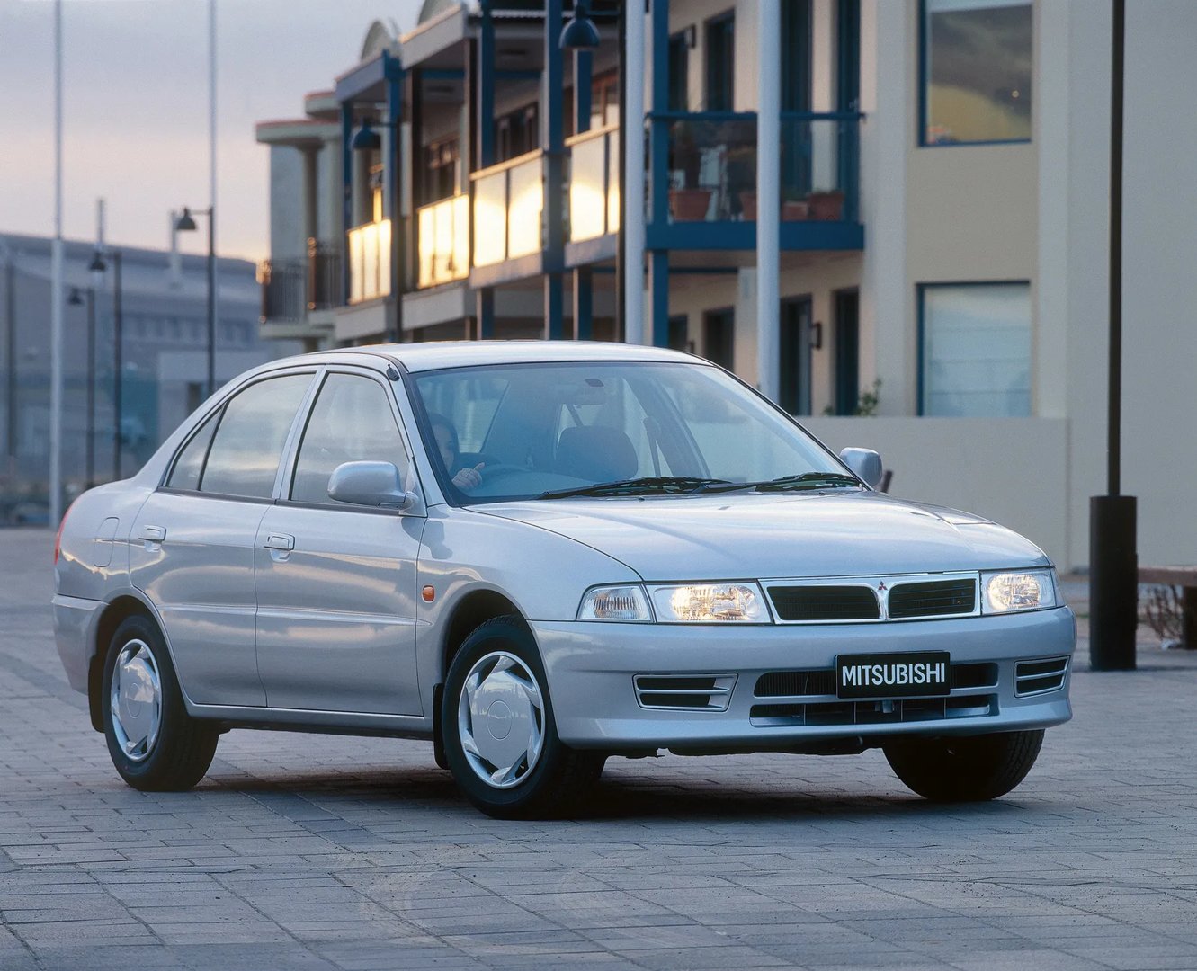 8 generation, restyling 1 