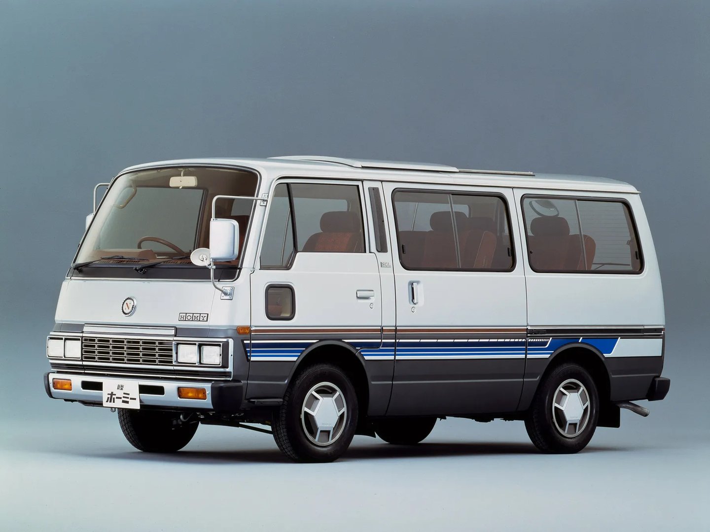 Nissan_Homy_4_generation__Minivan__2.jpg