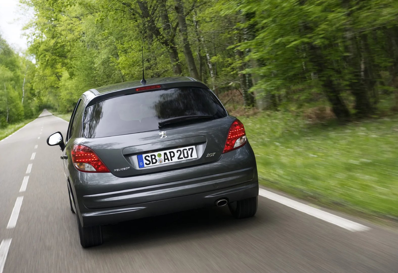 Peugeot_207_1_generation_restyling__Hatchback_5-door__5.jpg