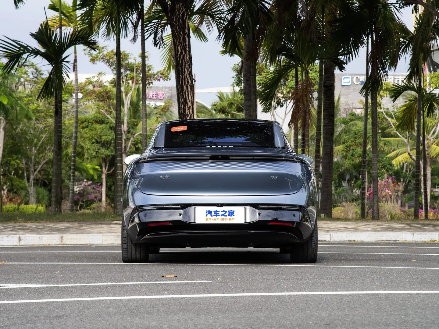 zeekr_007_1_generation__Sedan__5.jpg