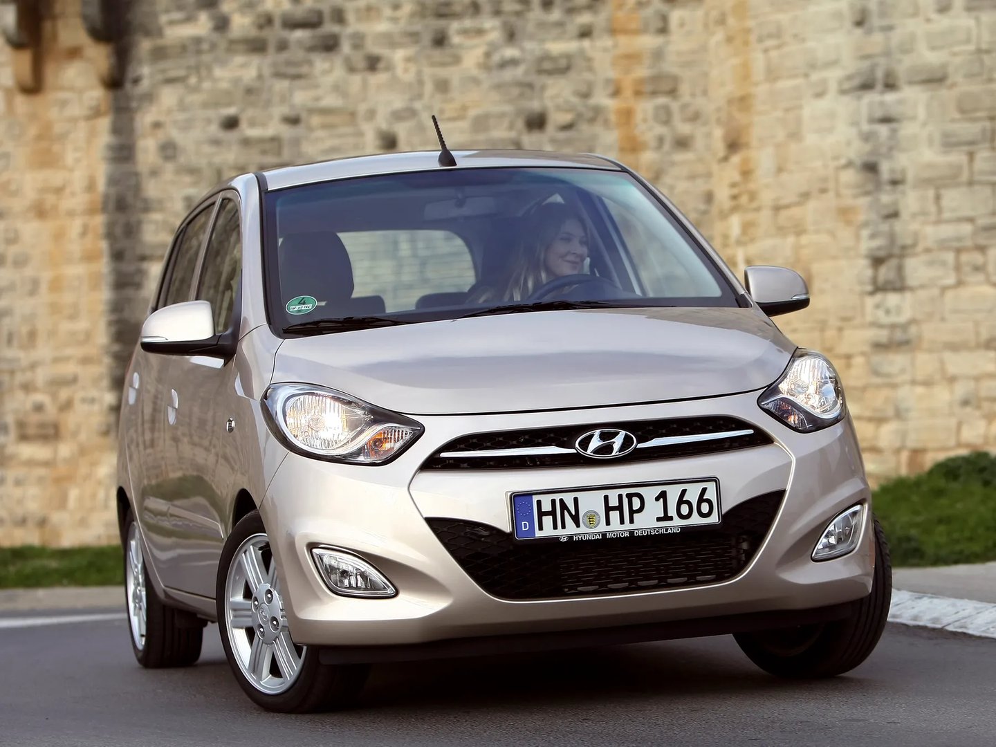 Hyundai_i10_1_generation__Mini_5-doors__10.jpg