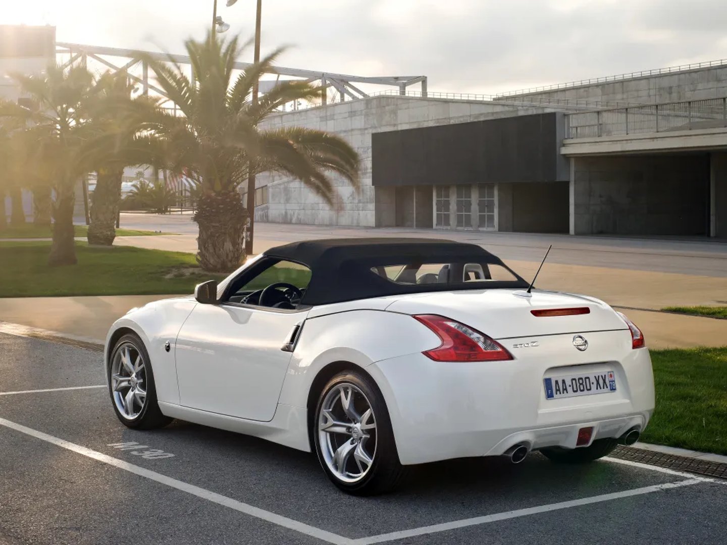 Nissan_370Z_1_generation__Roadster__7.jpg