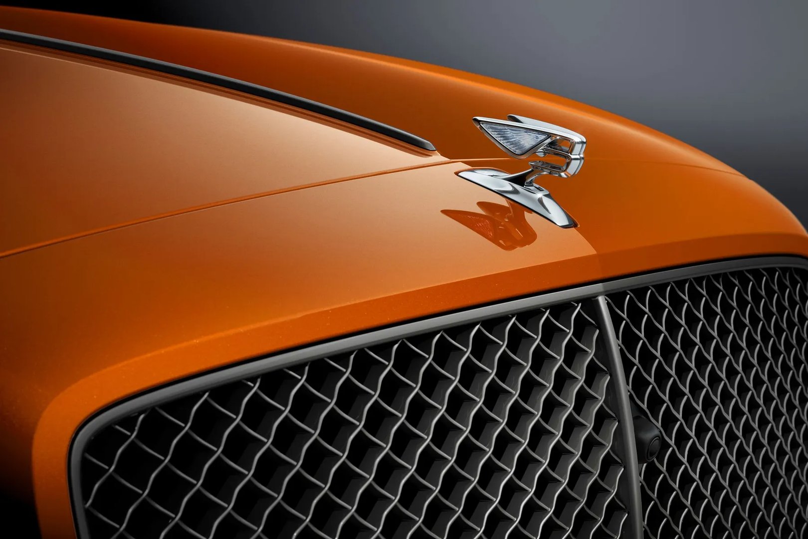 Bentley_Flying_Spur_3_generation_restyling__Sedan__1.jpg