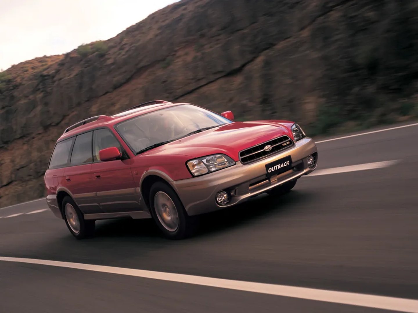 Subaru_Outback_2_generation__Estate_5-door__4.jpg