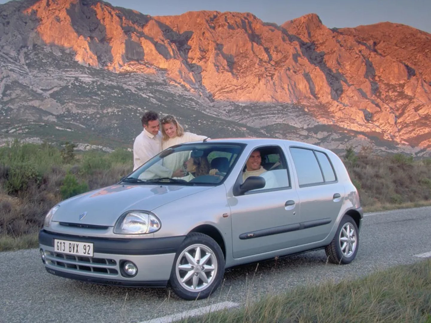 Renault_Clio_2_generation__Mini_5-doors__6.jpg