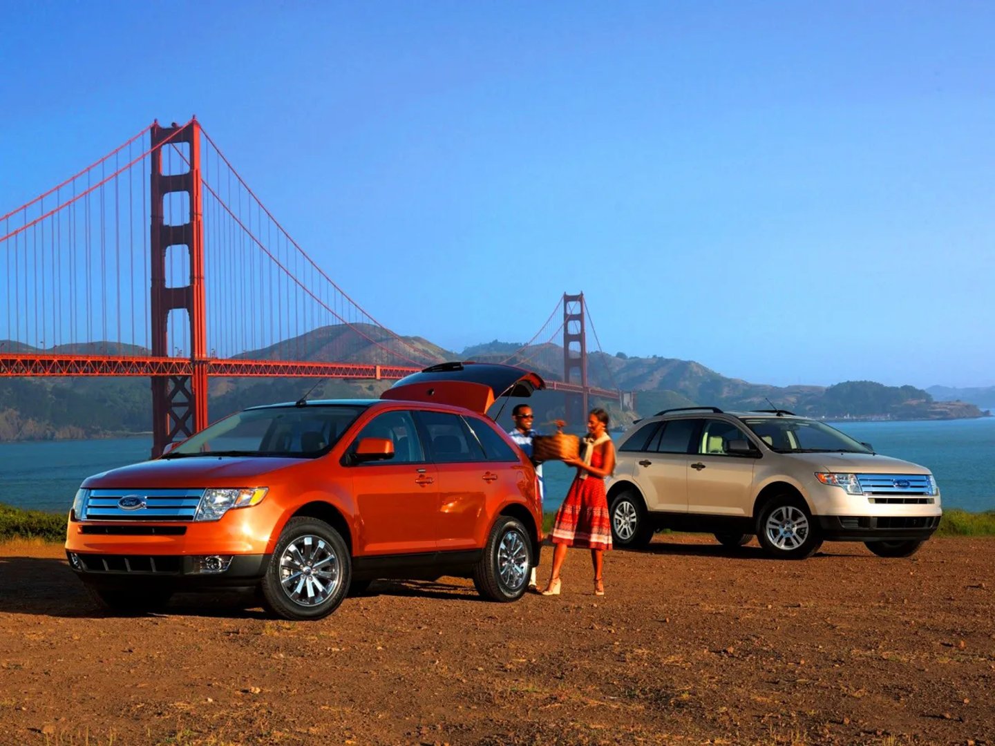 Ford_Edge_1_generation__SUV_5-doors__10.jpg