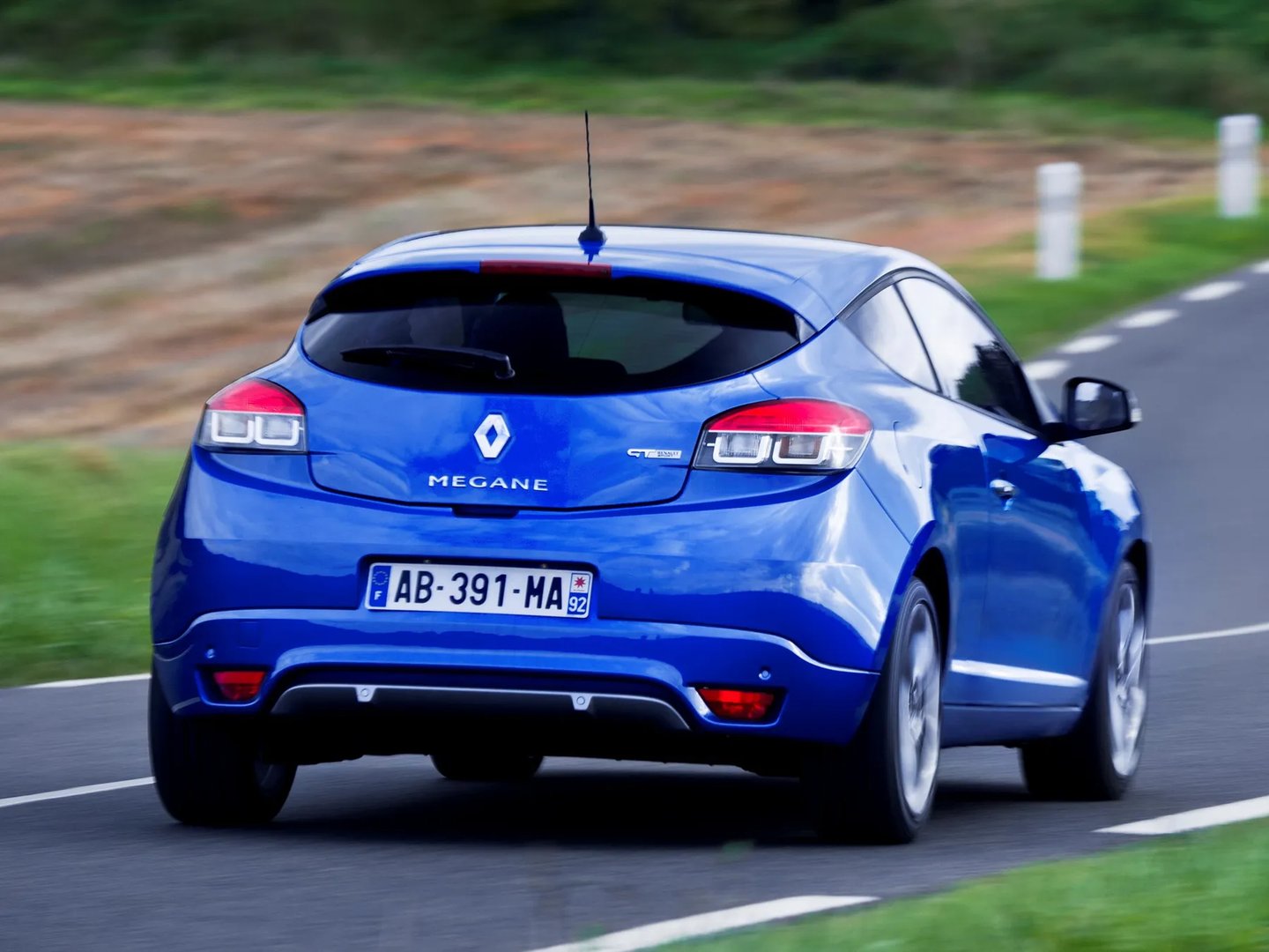 Renault_Megane_3_generation_restyling_2__Hatchback_3-door__1.jpg