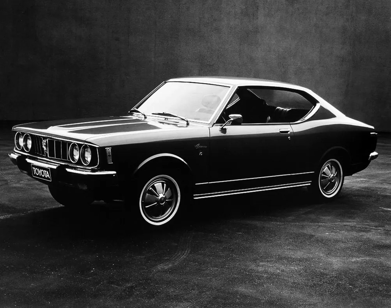 Toyota_Corona_4_generation__Coupe__3.jpg