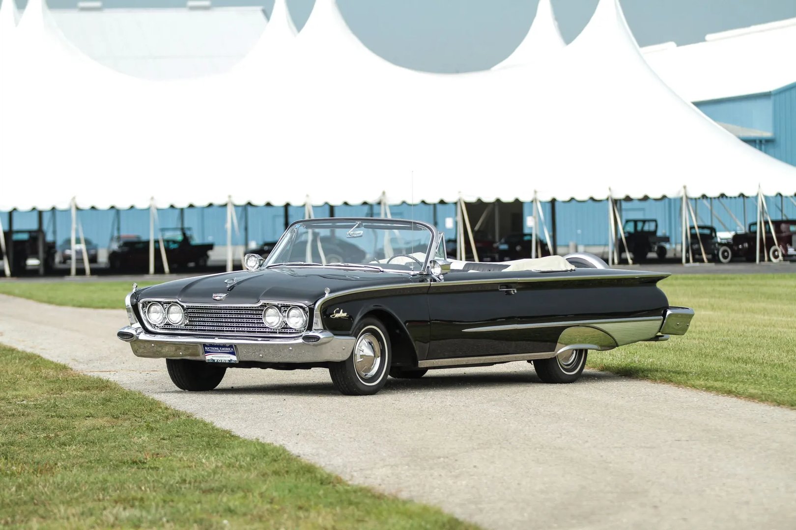Ford_Galaxie_(USA)_2_generation__Cabrio__7.jpg