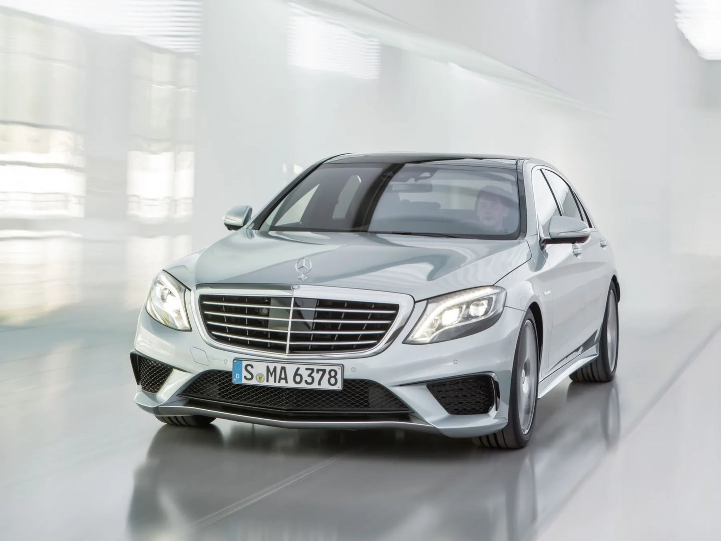 Mercedes_S-Class_AMG_3_generation__Sedan_Long__1.jpg