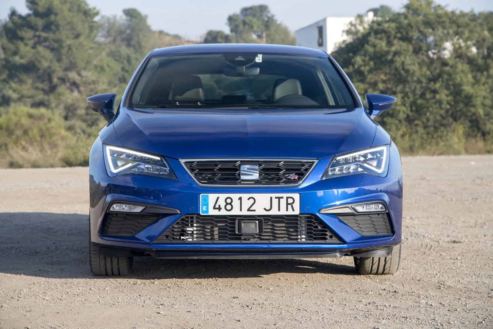 SEAT_Leon_3_generation_restyling__Hatchback_3-door__8.jpg