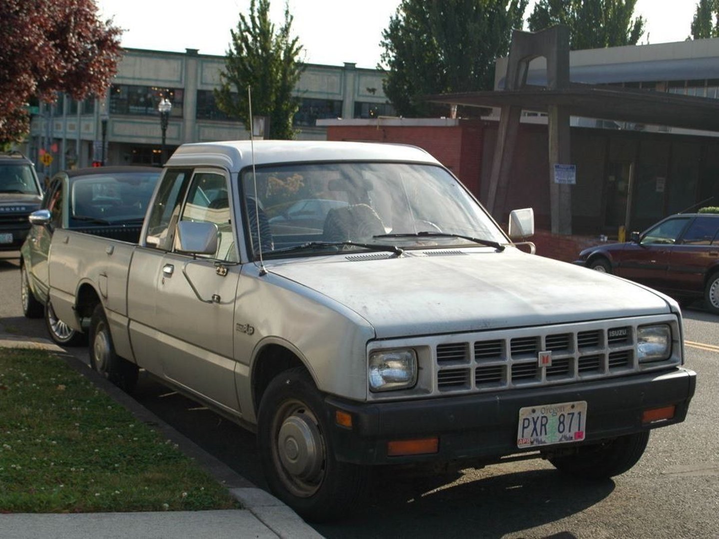 —  Pickup 1.5-cab 