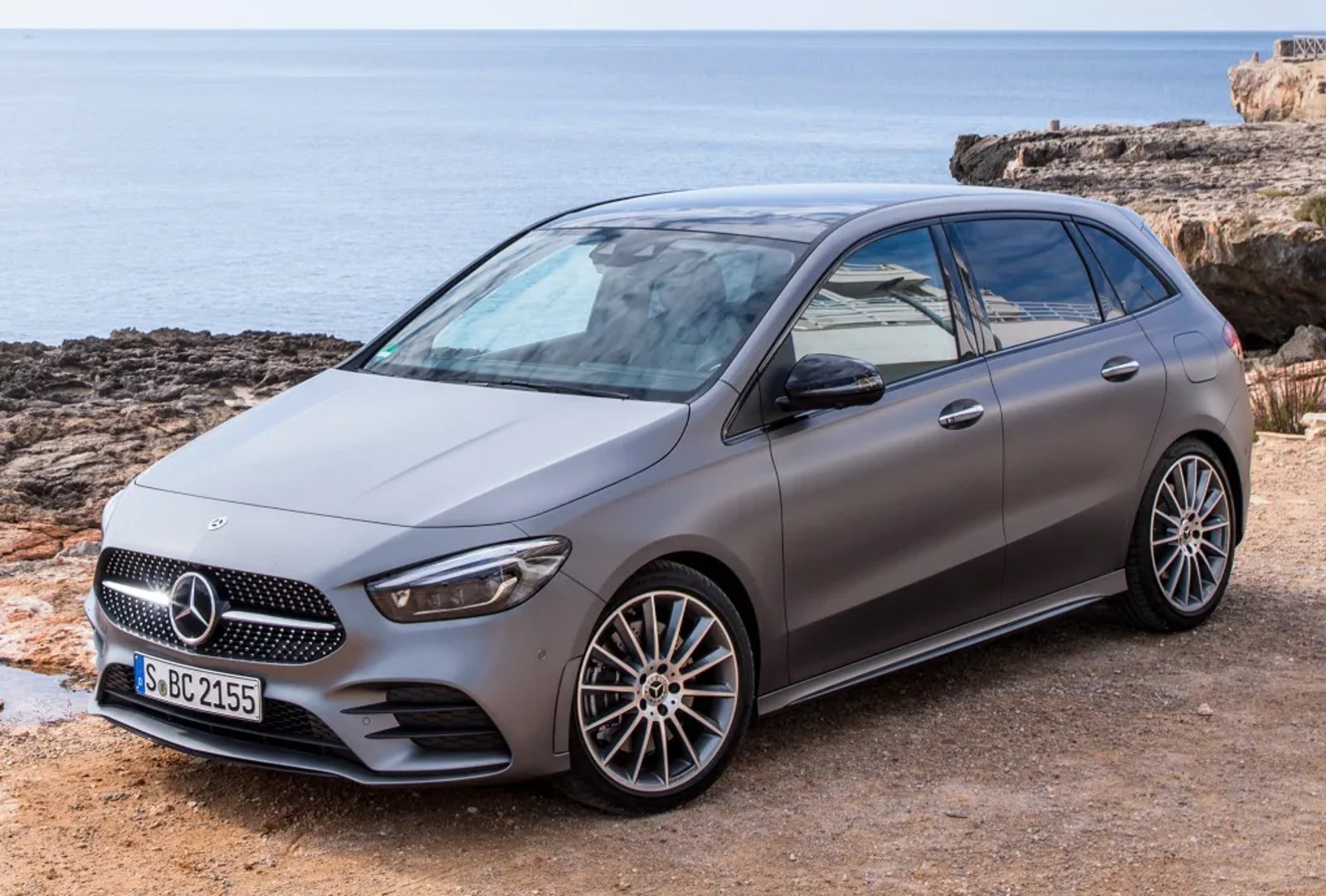 Mercedes_B-Class_3_generation__Hatchback_5-door__7.jpg