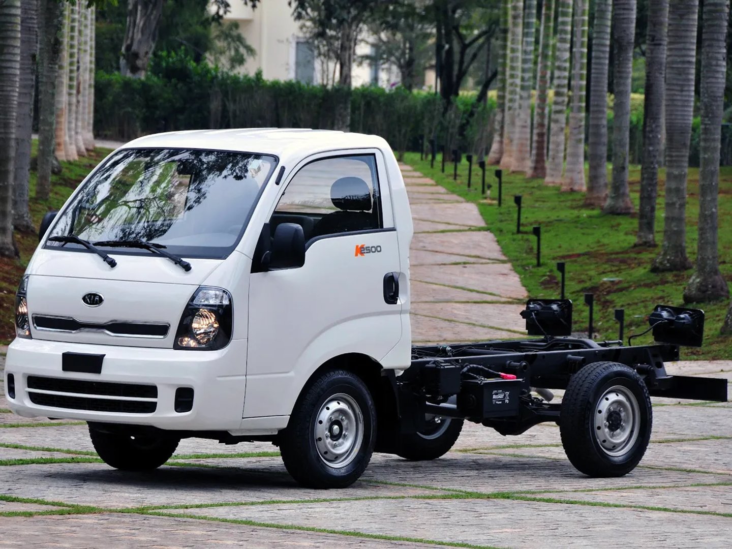 4 generation, restyling 1 