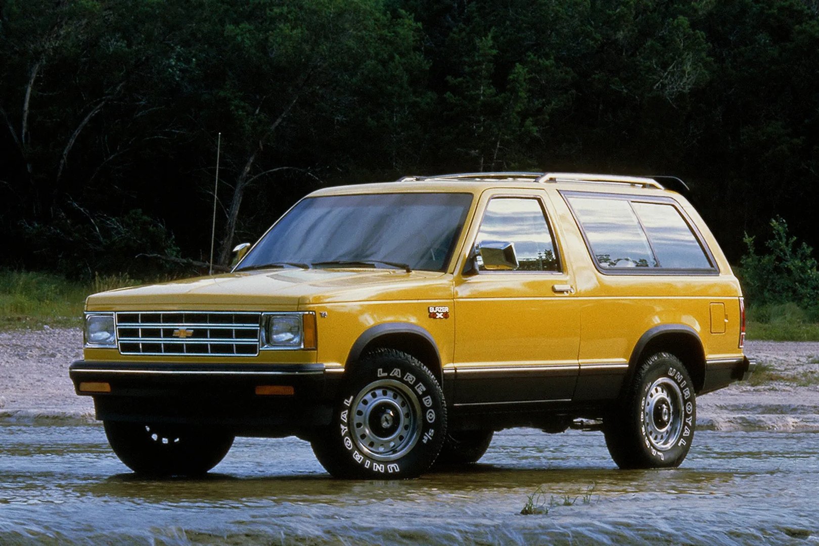 Chevrolet_Blazer_1_generation__SUV_3-doors__7.jpg