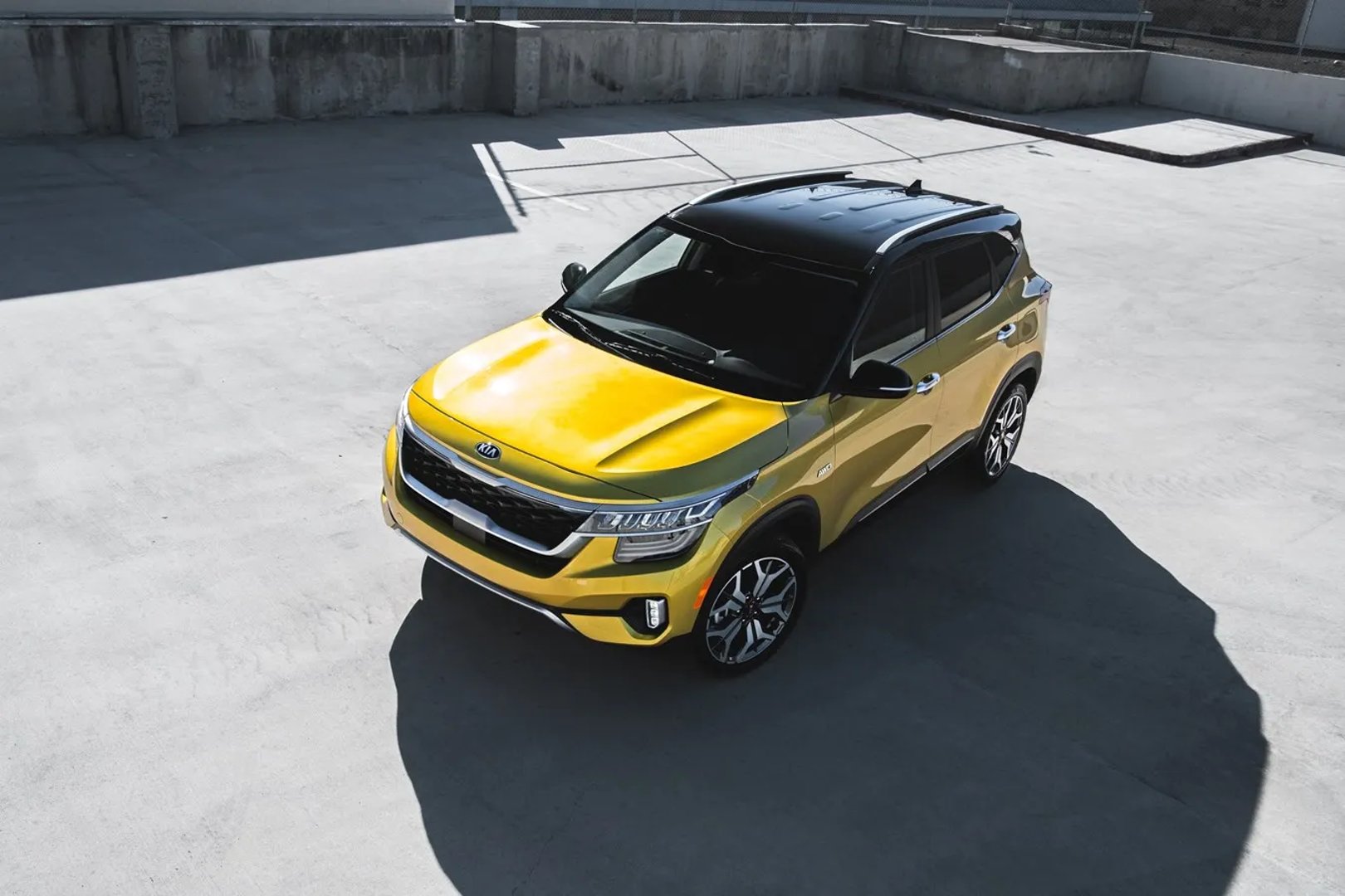 Kia_Seltos_1_generation__SUV_5-doors__4.jpg