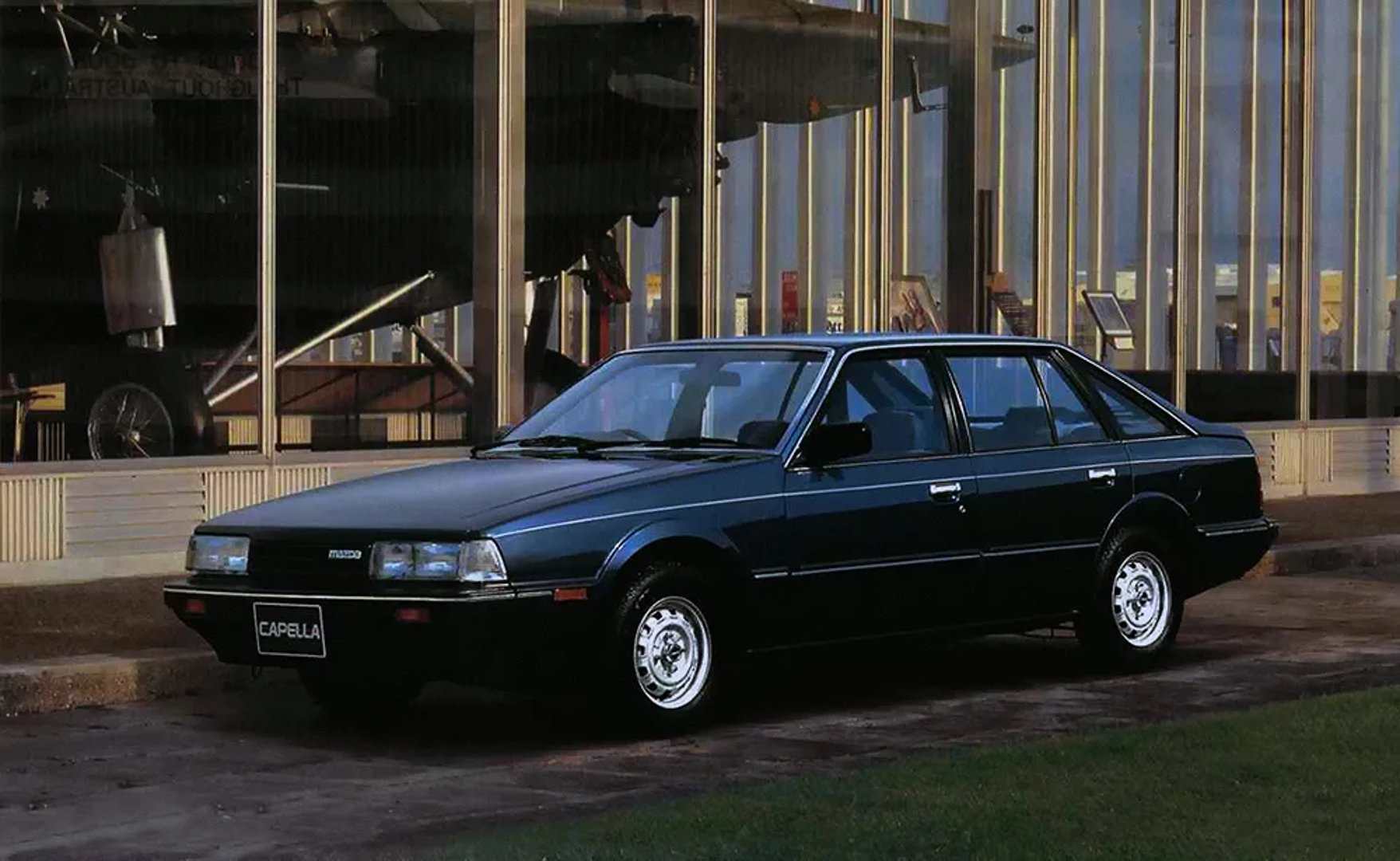 Mazda_Capella_3_generation__Hatchback_5-door__1.jpg