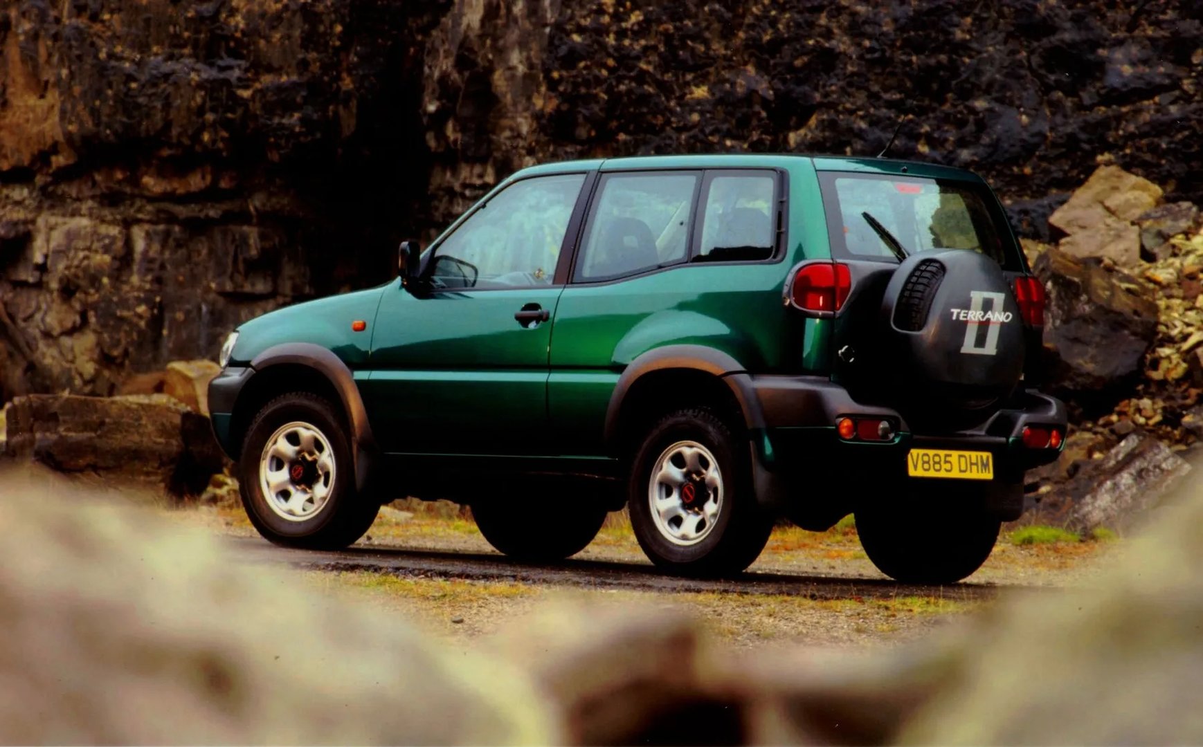 Nissan_Terrano_2_generation_restyling__SUV_3-doors__2.jpg