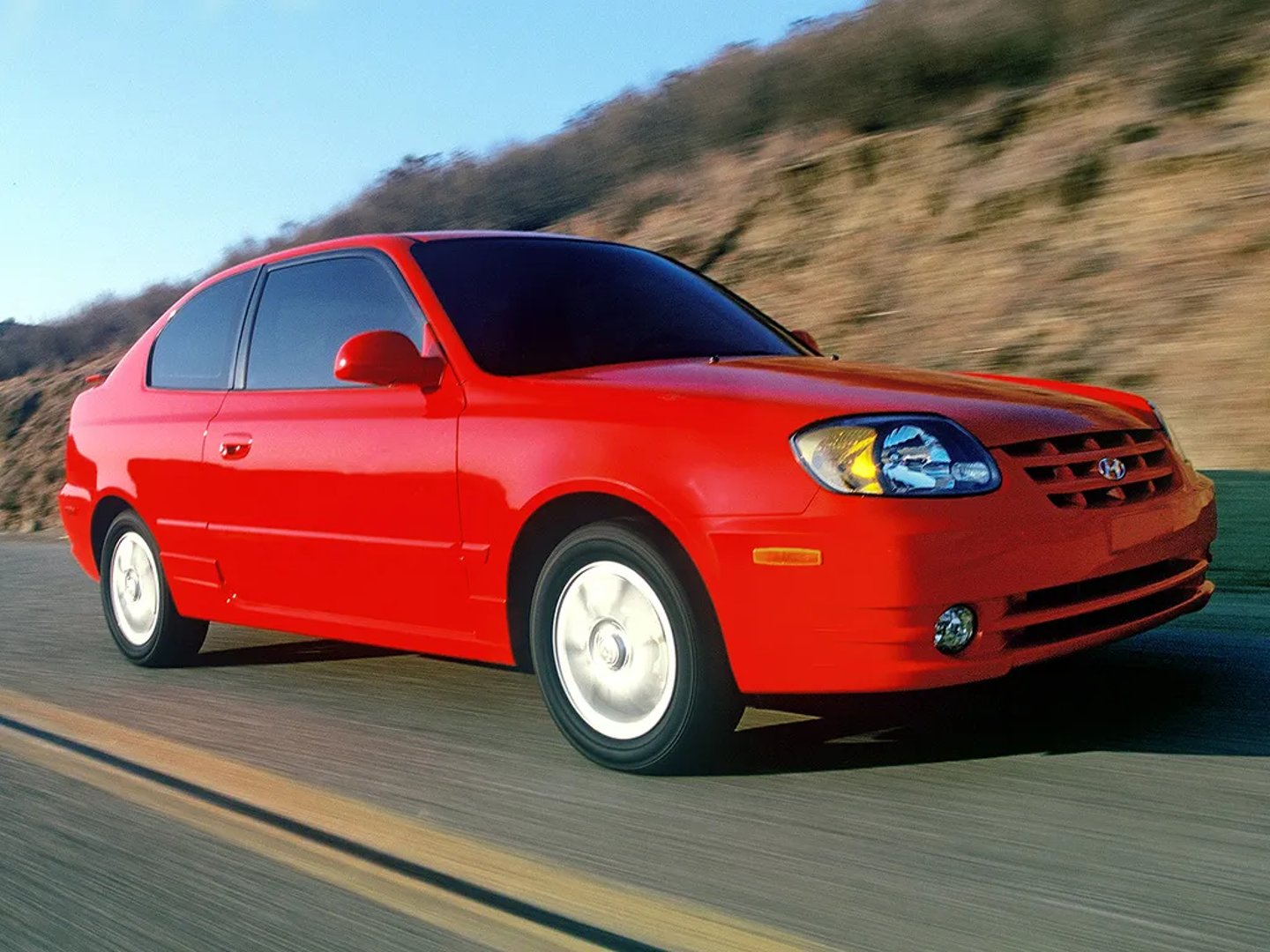 Hyundai_Accent_2_generation_restyling__Hatchback_3-door__1.jpg