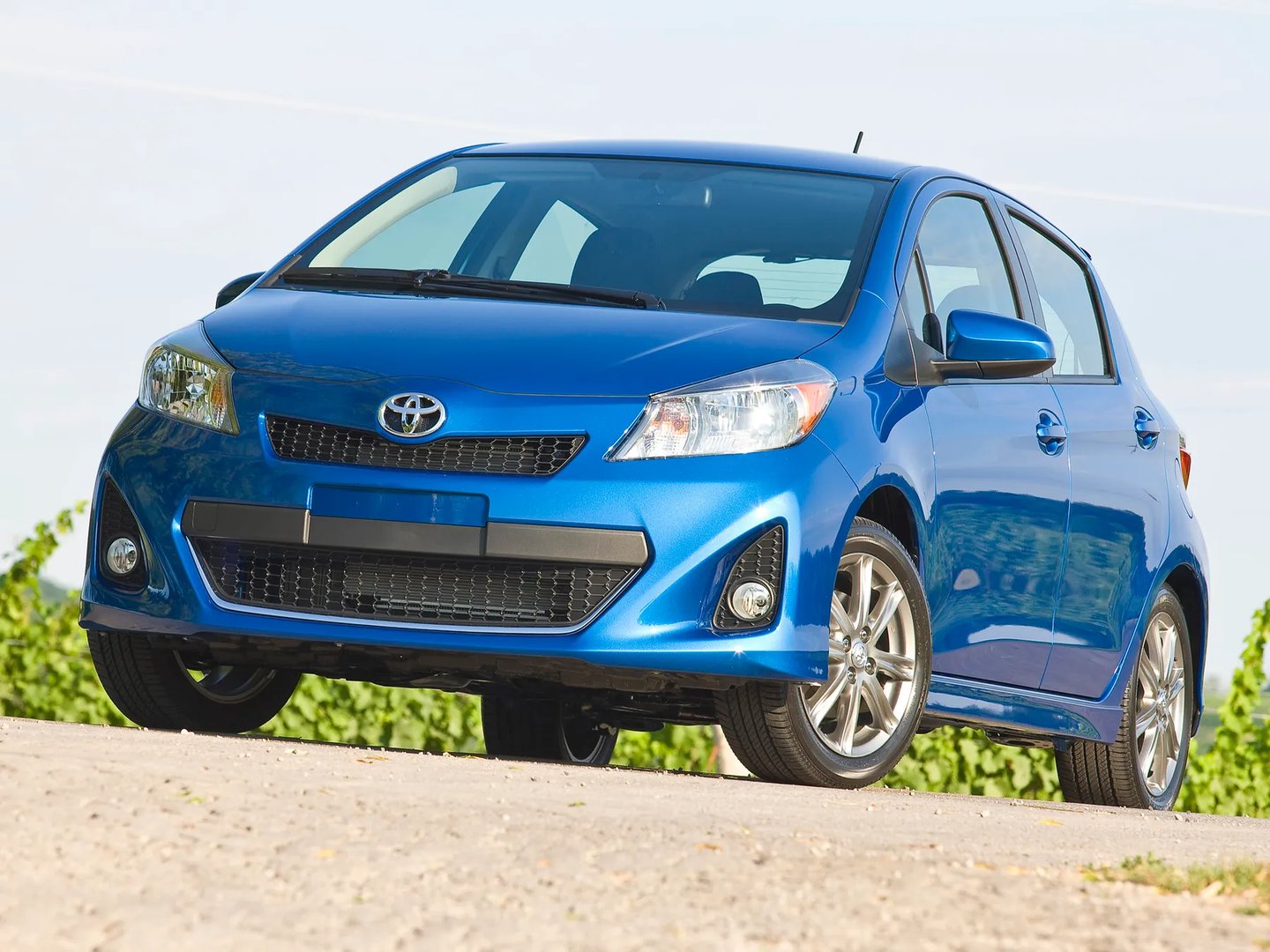 Toyota Yaris 3 generation  Mini 5-doors