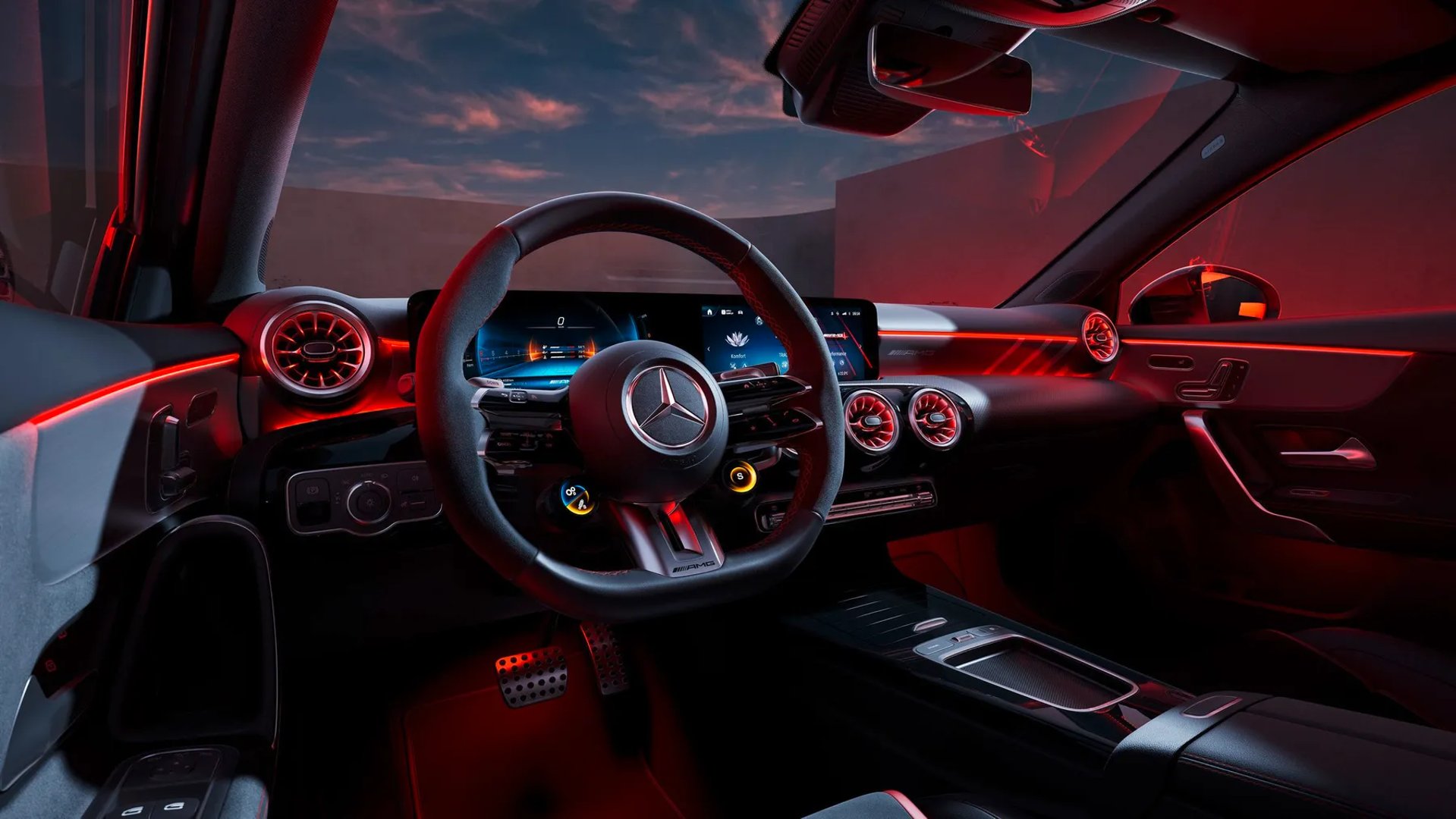 Mercedes_A-Class_AMG_2_generation_restyling__Hatchback_5-door__11.jpg