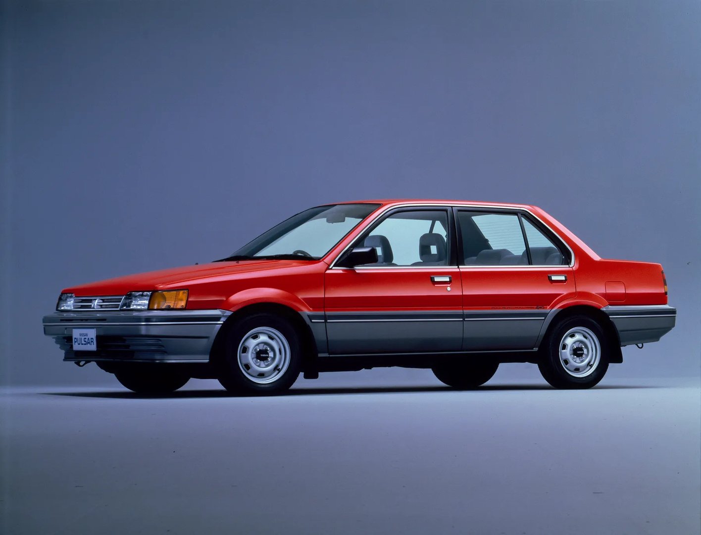 Nissan_Pulsar_3_generation__Sedan__1.jpg