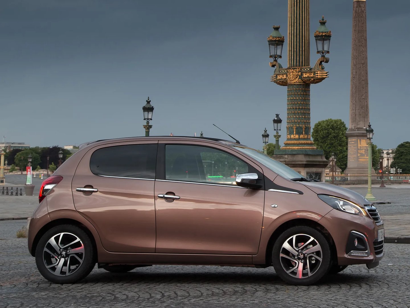 Peugeot_108_1_generation__Mini_5-doors__7.jpg