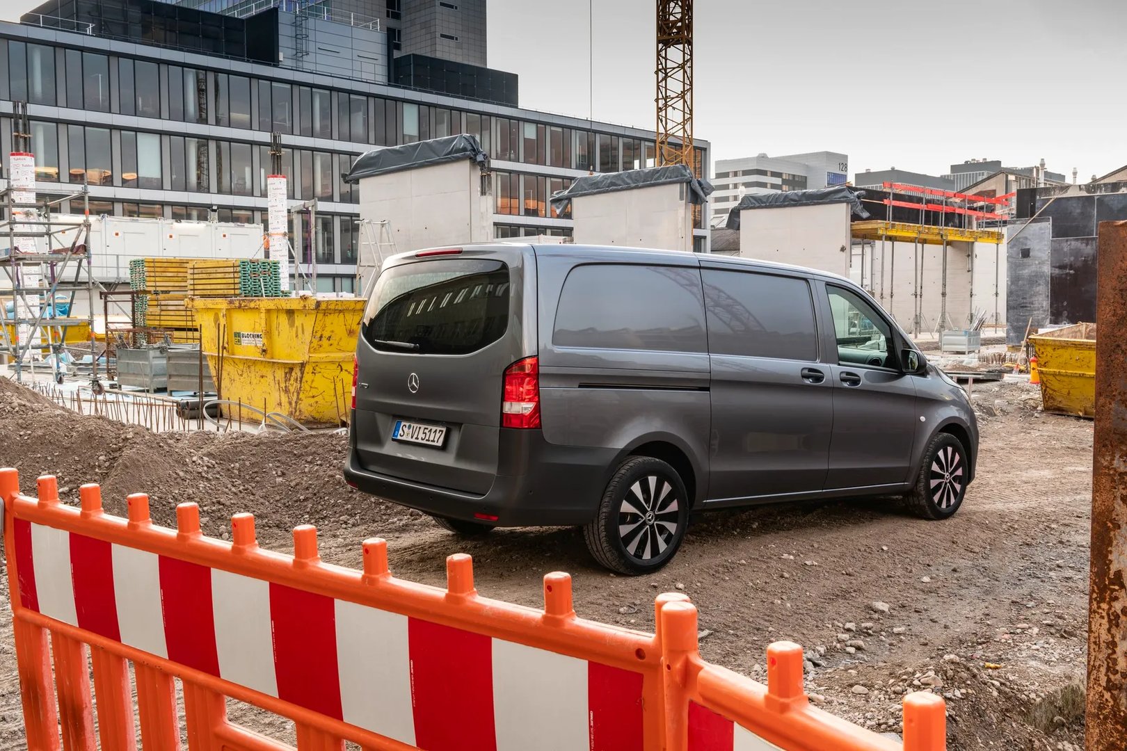 Mercedes_Vito_3_generation_restyling_2__Van__9.jpg