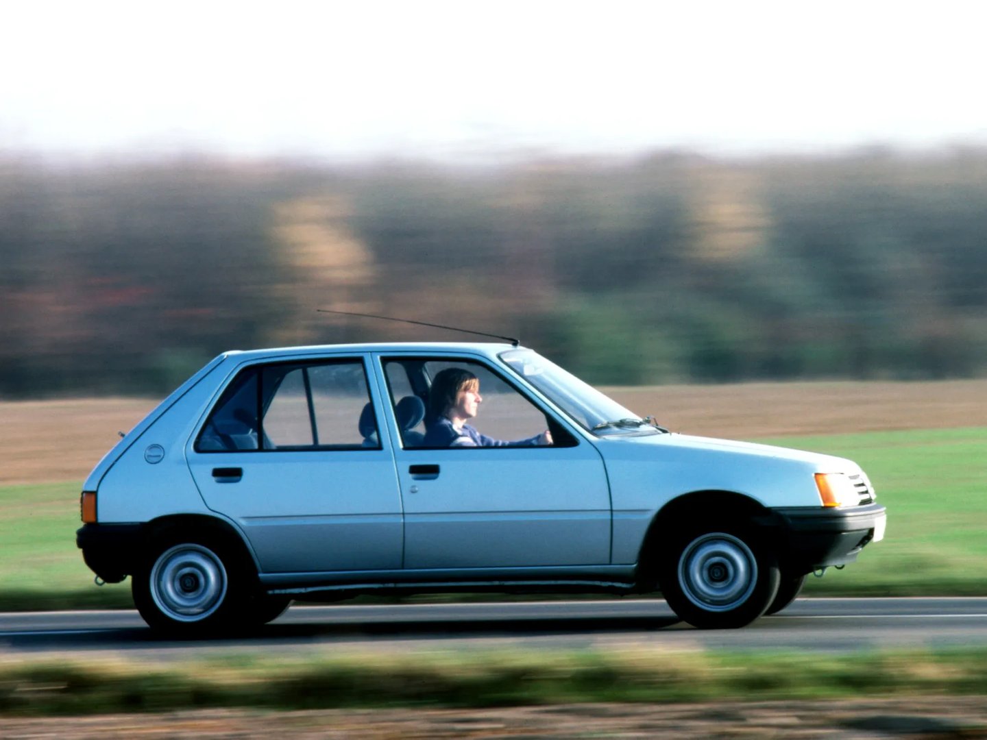 Peugeot_205_1_generation__Mini_5-doors__11.jpg