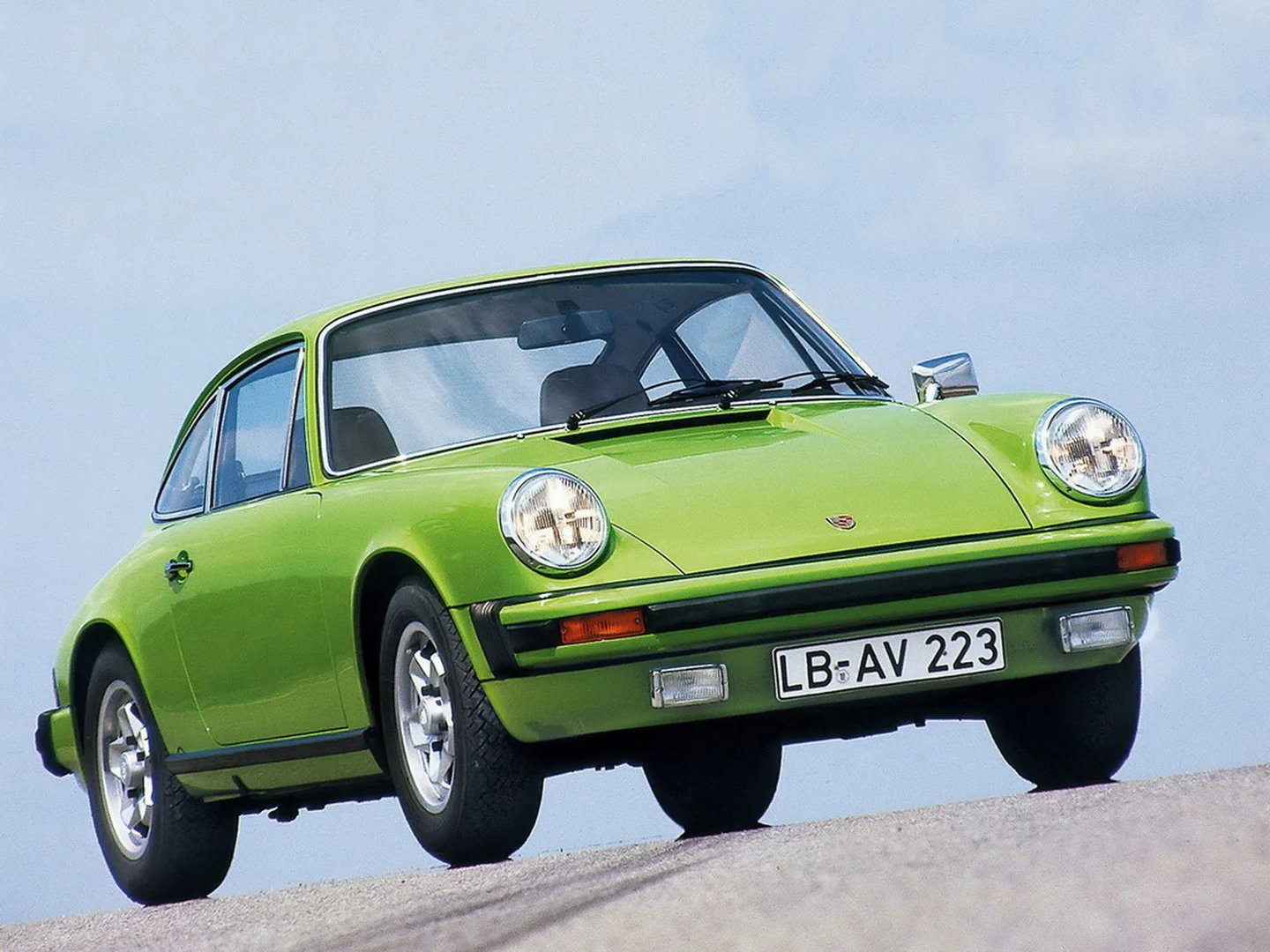 Porsche 911 2 generation  Coupe