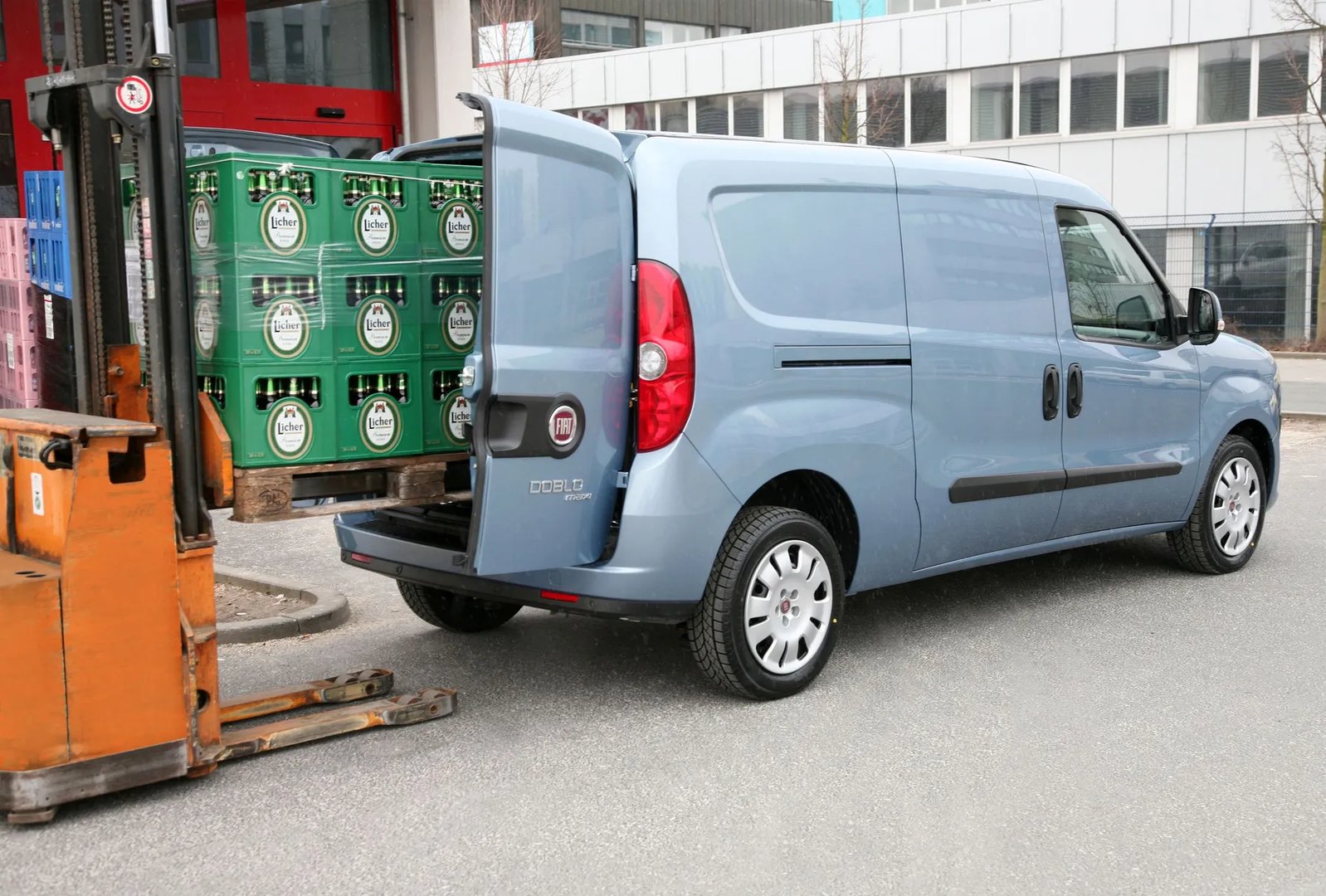 Fiat_Doblo_2_generation__Van_Long__7.jpg