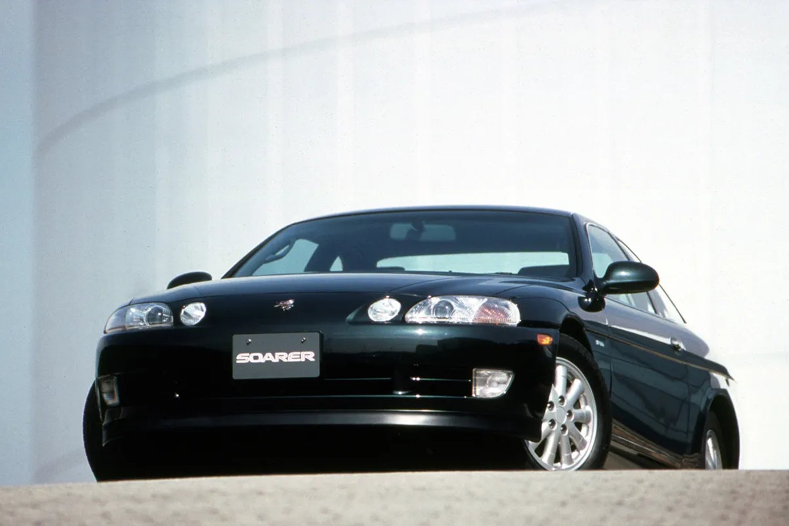Toyota_Soarer_3_generation__Coupe__5.jpg