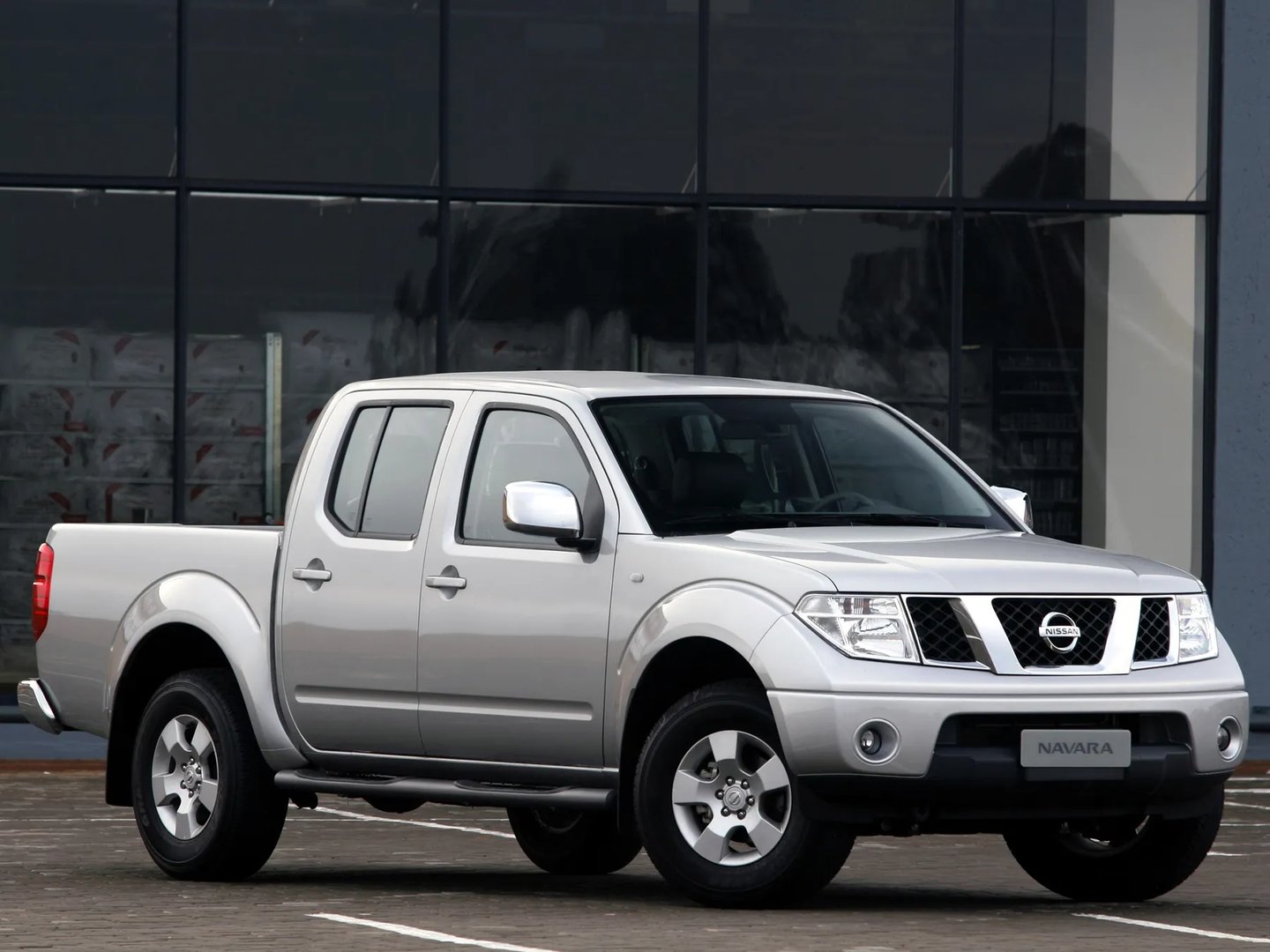 Nissan Navara 3 generation  Pickup double-cab