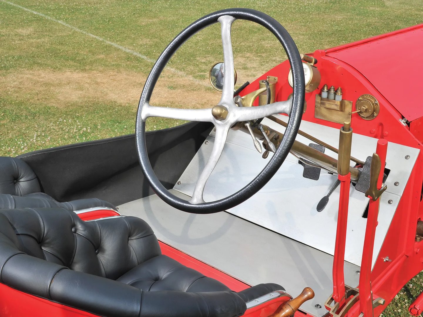 Mercedes_Simplex_1_generation__Speedster__7.jpg