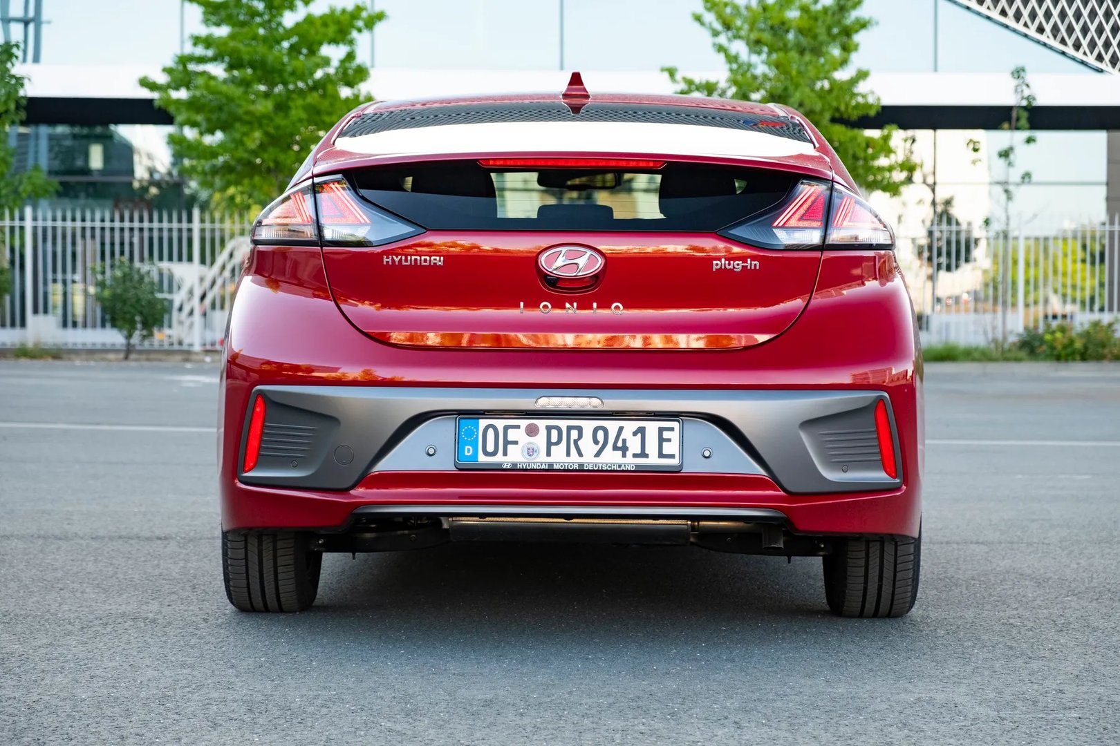 Hyundai_IONIQ_1_generation_restyling__Hatchback_5-door__5.jpg