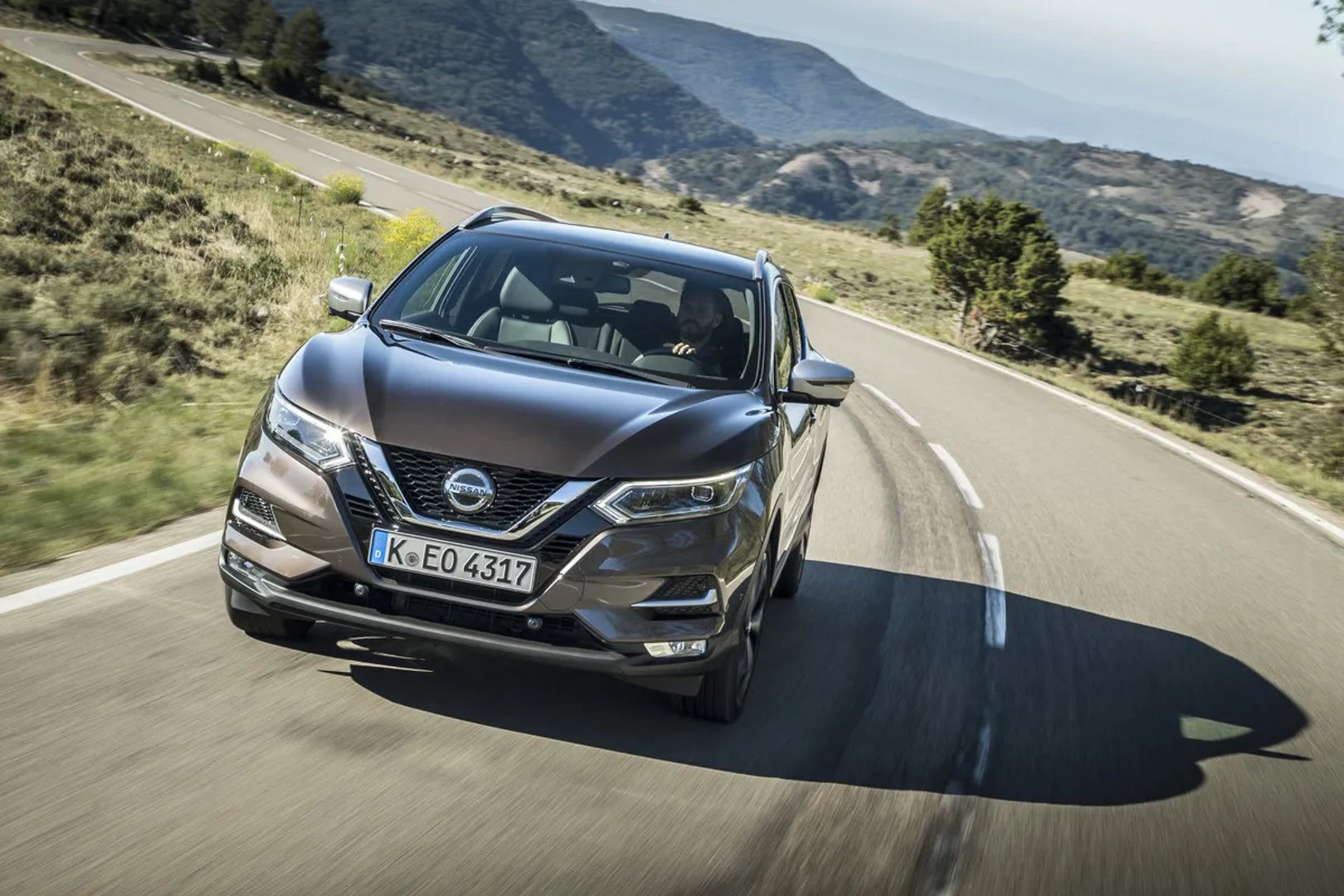 Nissan_Qashqai_2_generation_restyling__SUV_5-doors__3.jpg