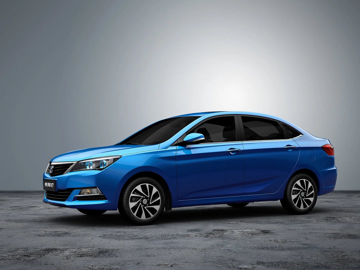 Changan_Alsvin_V7_1_generation__Sedan__1.jpg