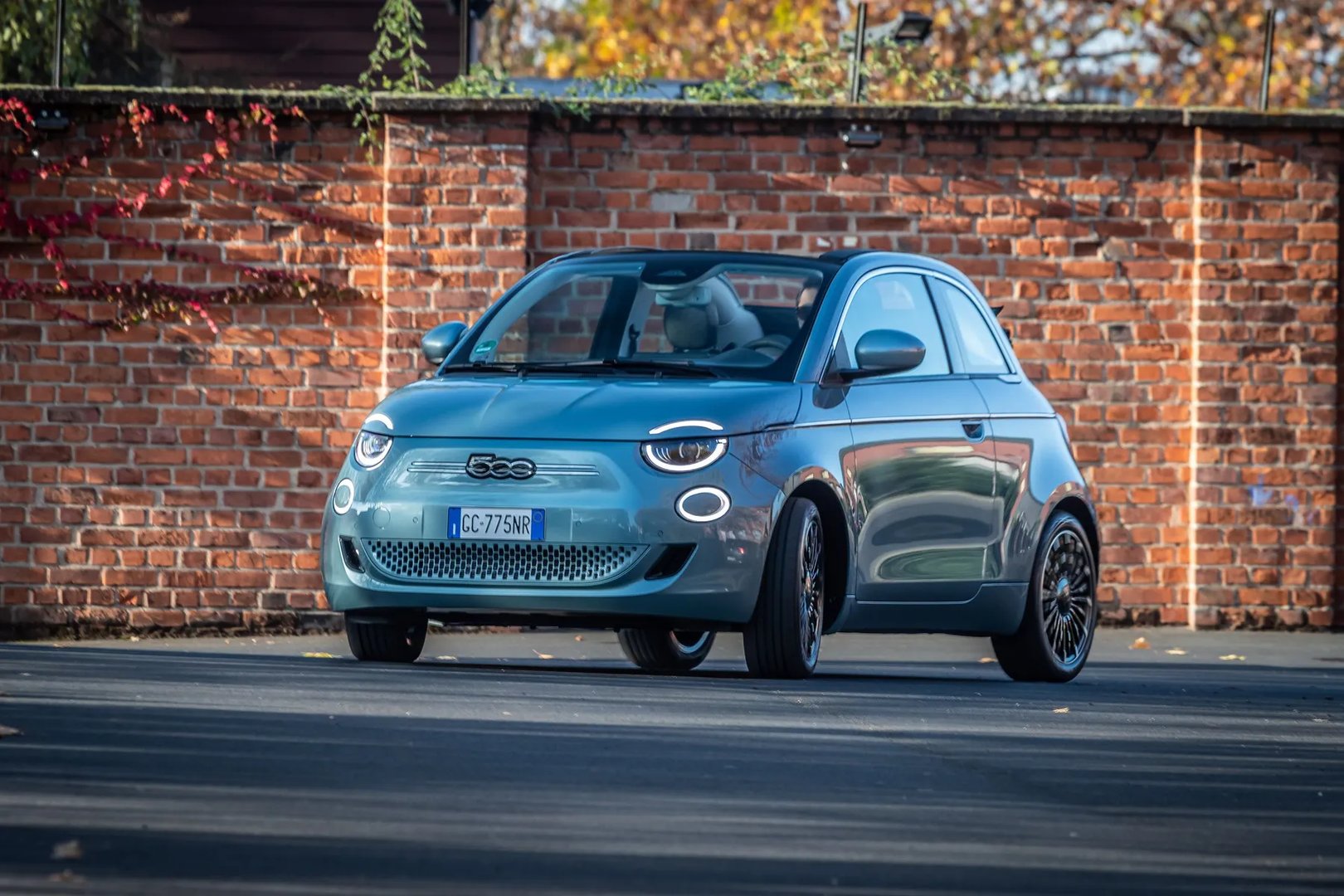 Fiat_500_3_generation__Cabrio__7.jpg