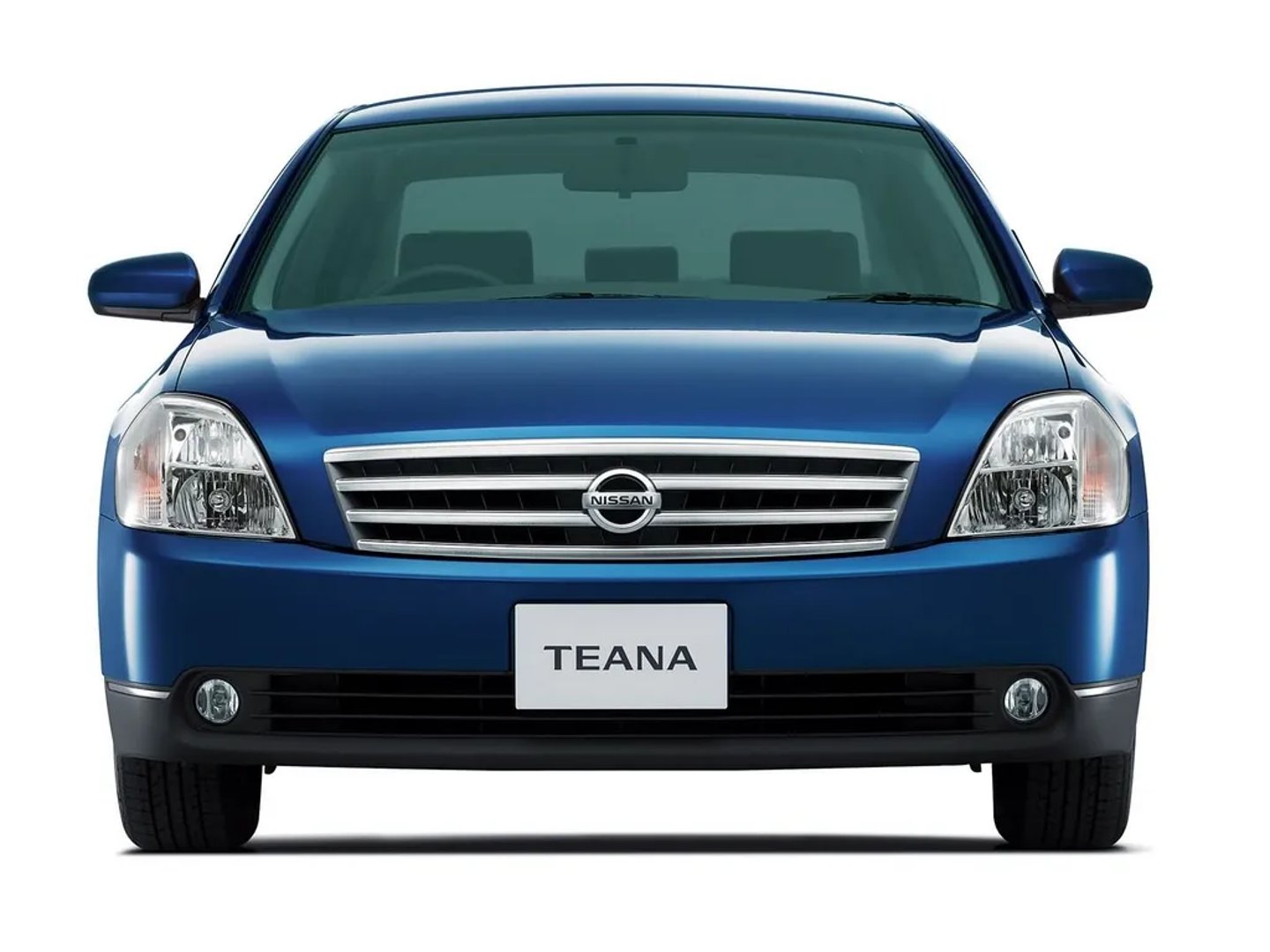 Nissan_Teana_1_generation__Sedan__3.jpg